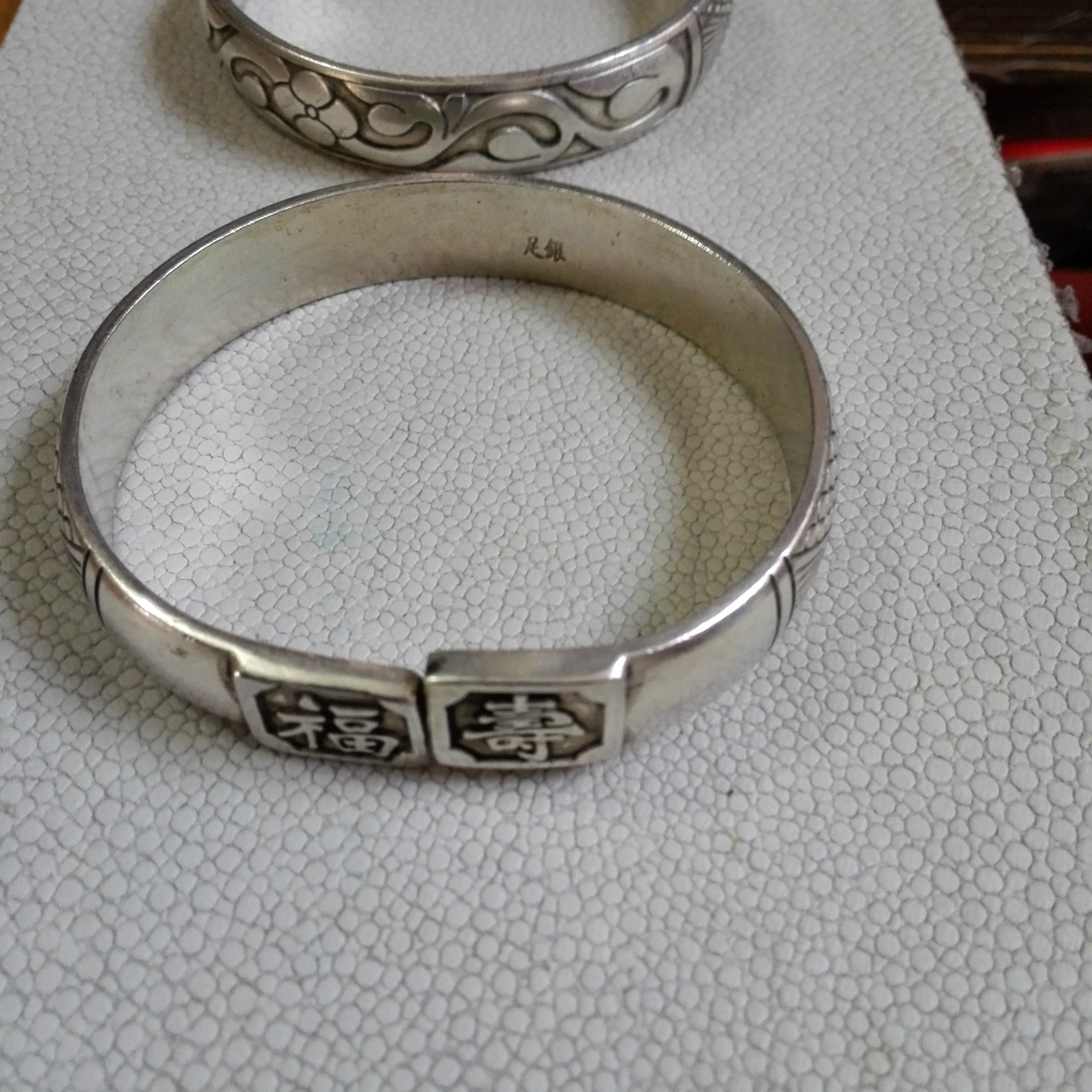 9货源 高仿银手镯 宽版开口福寿银手镯-阿里巴巴