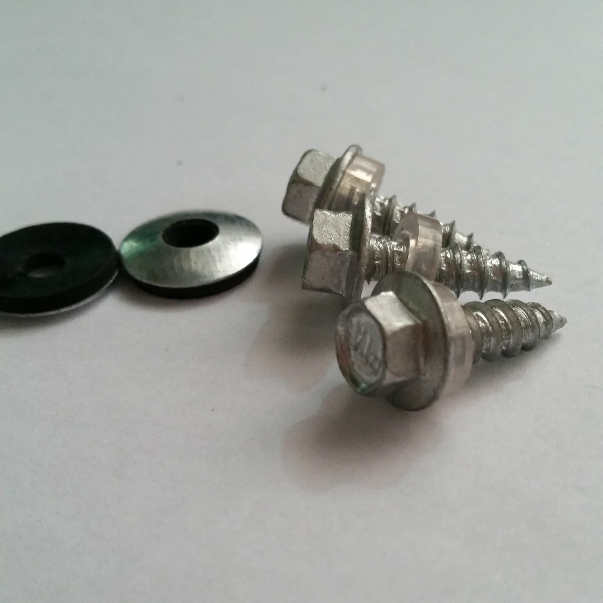 专业销售北塔达克罗自钻尖尾螺钉(防风钉)