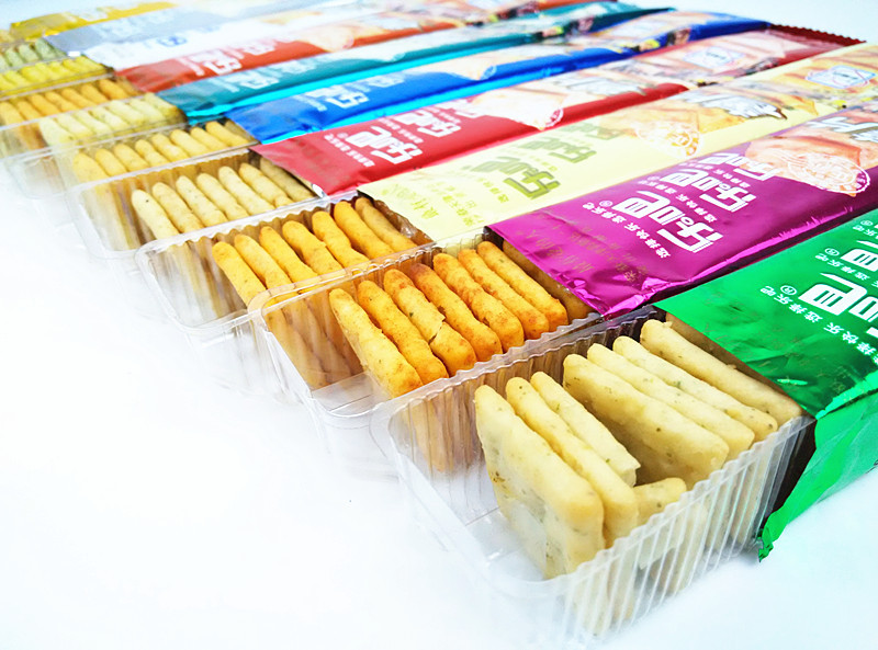 乐吧薯片50g 休闲膨化零食 超市食品批发 多种口味 1箱*4盒*16条