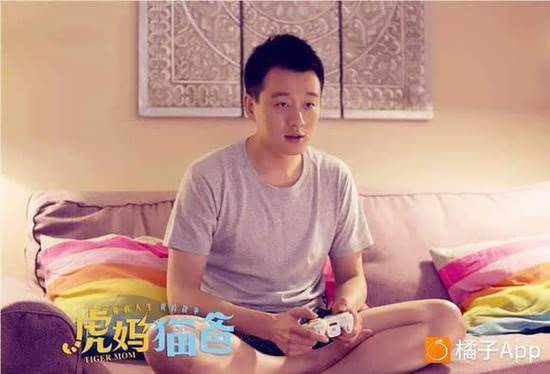 赵佳乐天真无邪,相信世间所有的人和事,她告诉我,女人太过单纯就是蠢