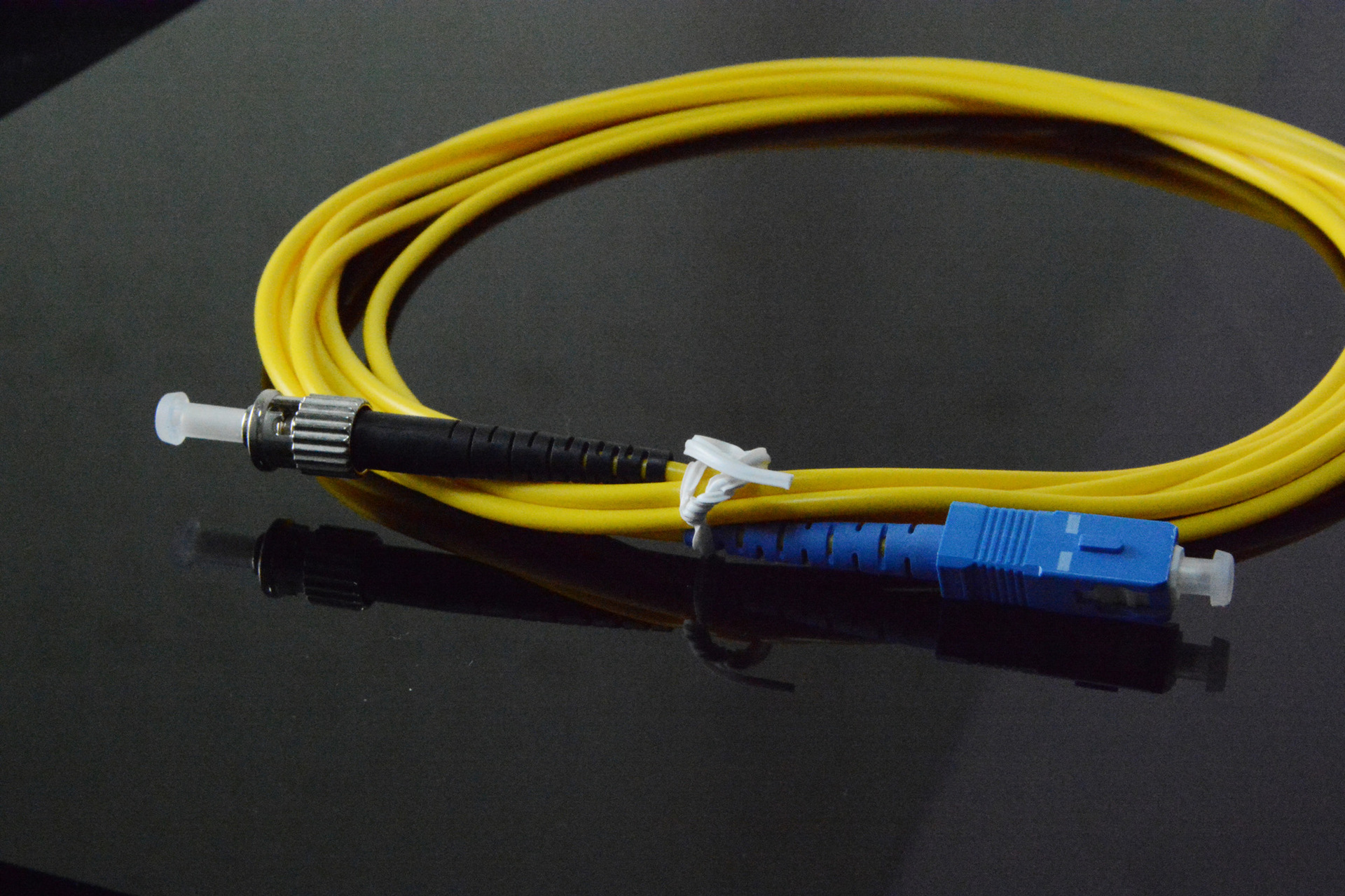 厂家直销 sc-st st-sc 3米 单模光纤跳线 延长线网络级 尾纤