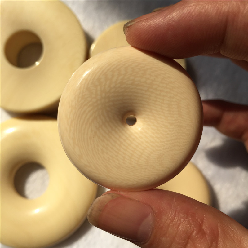 厂家直销高仿象牙 平安扣吊坠 猛犸象牙工艺品象牙果带牙纹批发