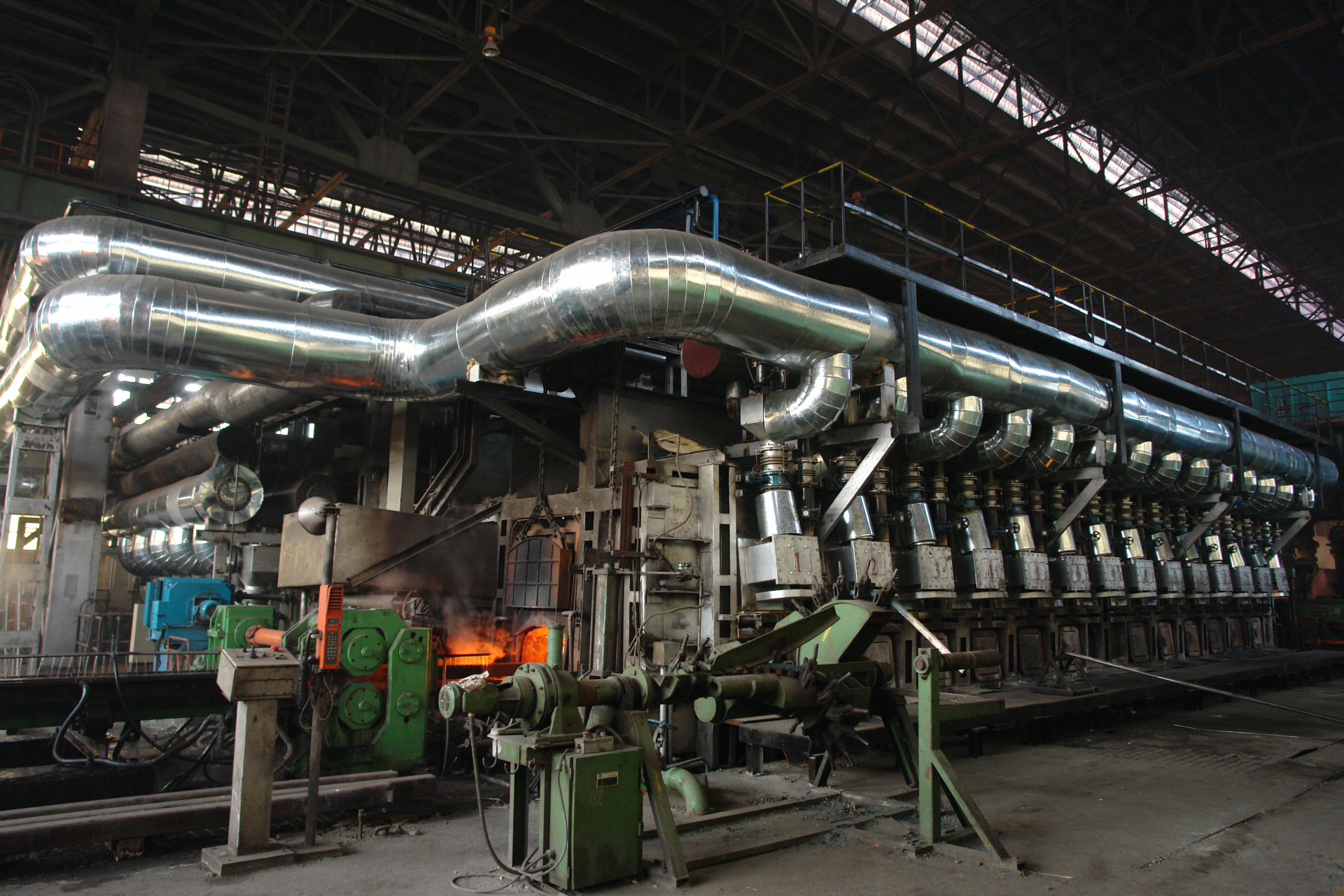 凤谷工业炉 减排降耗能 轧钢加热炉 节能环保型步进底式加热炉