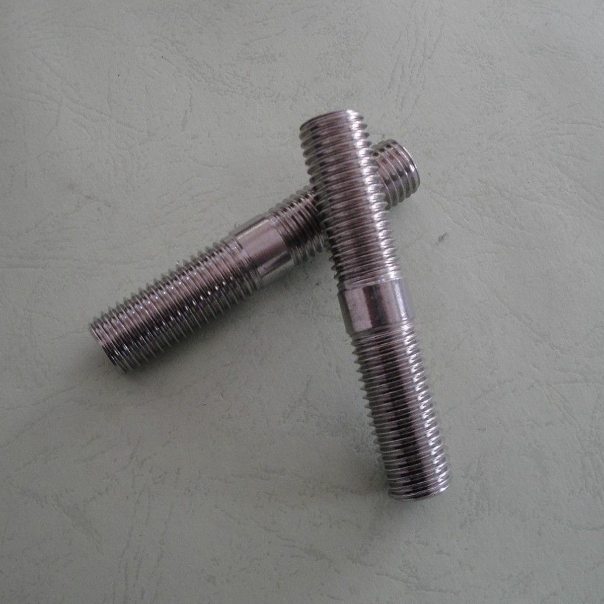 厂家直接供应 双头螺丝 m10 规格齐全 价格优惠 双头螺栓