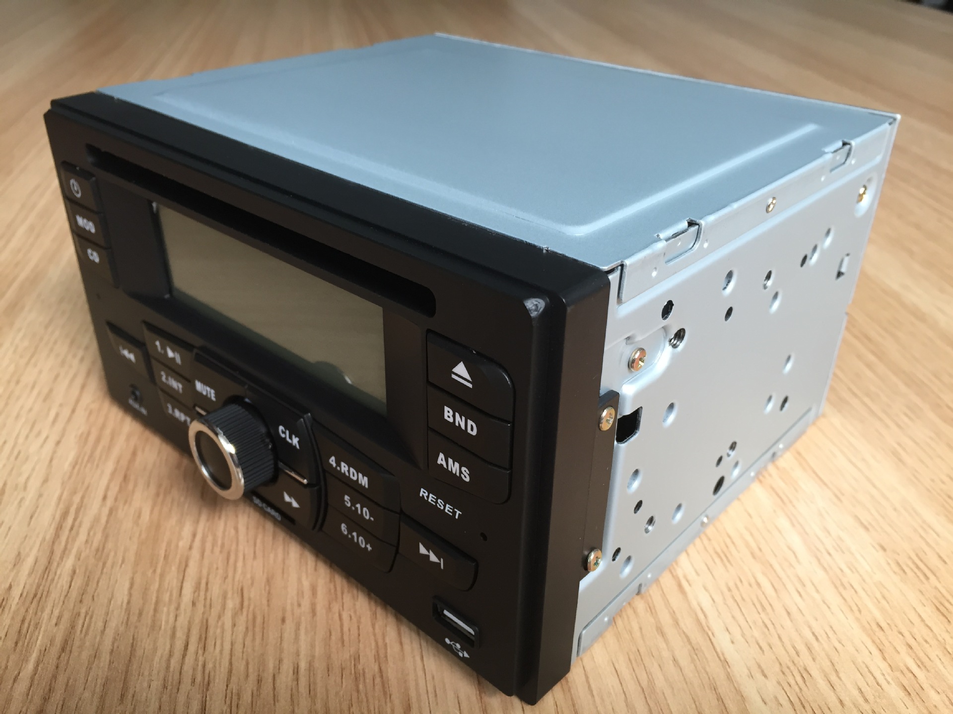 工厂直销 双锭车载cdmp3播放器 汽车通用cd机