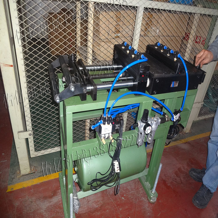 冲床送料拉料机含落地架型气动送料机上海佑亿