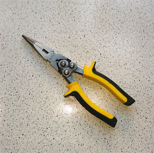 飘带柄8寸钢丝钳 工业级省力钢丝钳