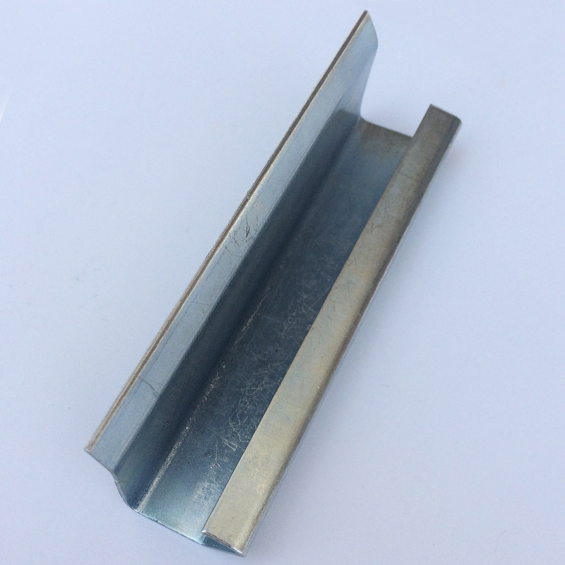 0厚度共板法兰风管卡条 镀锌风管卡码 白铁皮卡条 厂家直销