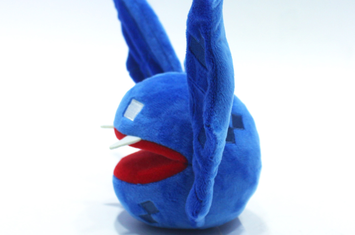 蓝色大嘴蝙蝠厂家定制定公司形象企业吉祥物礼品礼物毛绒玩具公仔