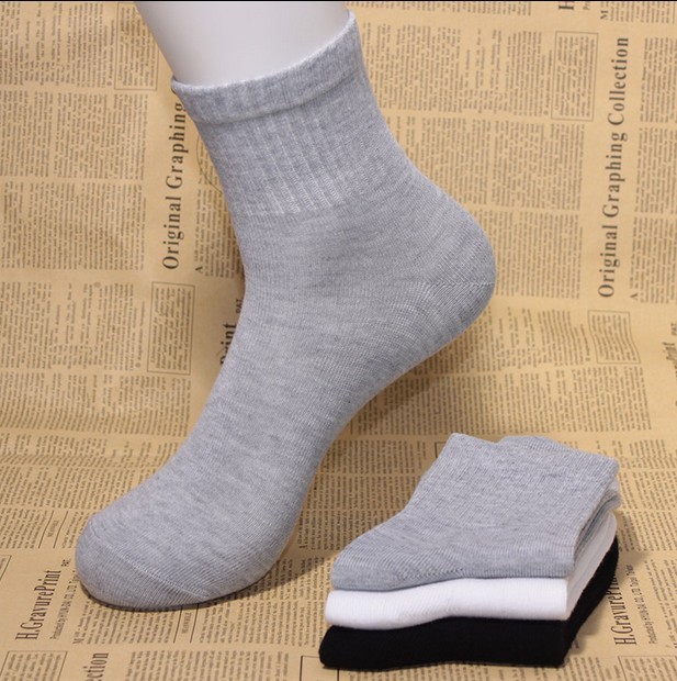 地摊货源中筒袜子批发144针男士运动袜涤棉足浴网店赠品袜-阿里巴巴