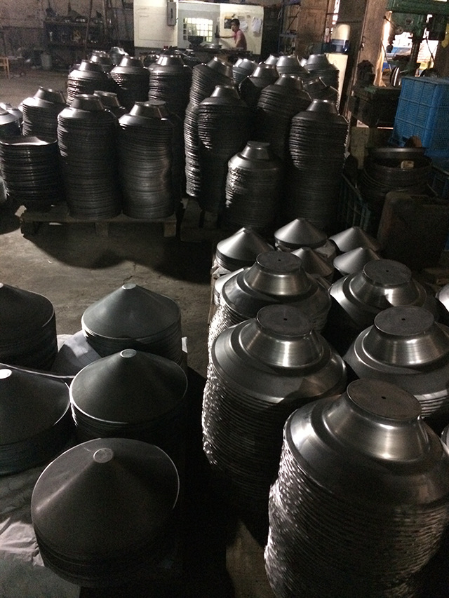 专业定做 优质铁制品旋压加工 机械五金 冲压加工件定做品质批发