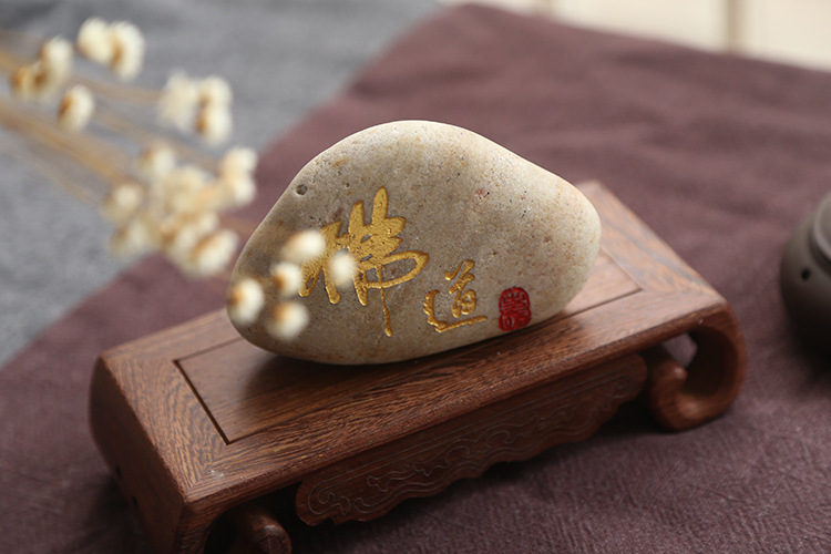 景区留念石头工艺品 激光雕刻雨花石 佛道传教小礼品个性定制