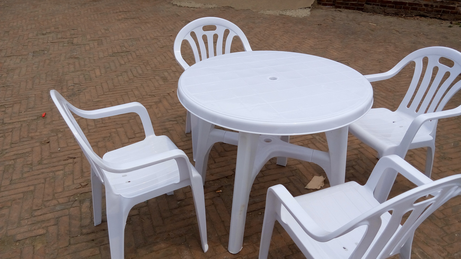 塑料大排档餐桌椅广场户外休闲啤酒桌椅餐厅酒吧婚庆影楼白色家