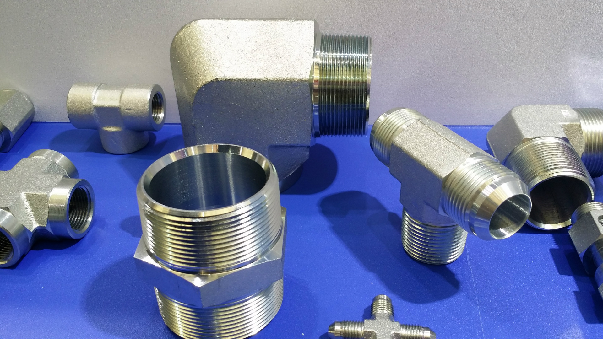 油管接头 过度接头