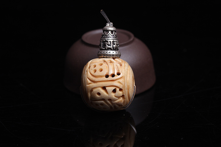 藏式纯天然牛角福字三通佛头六字真言佛塔星月菩提配件配饰批发