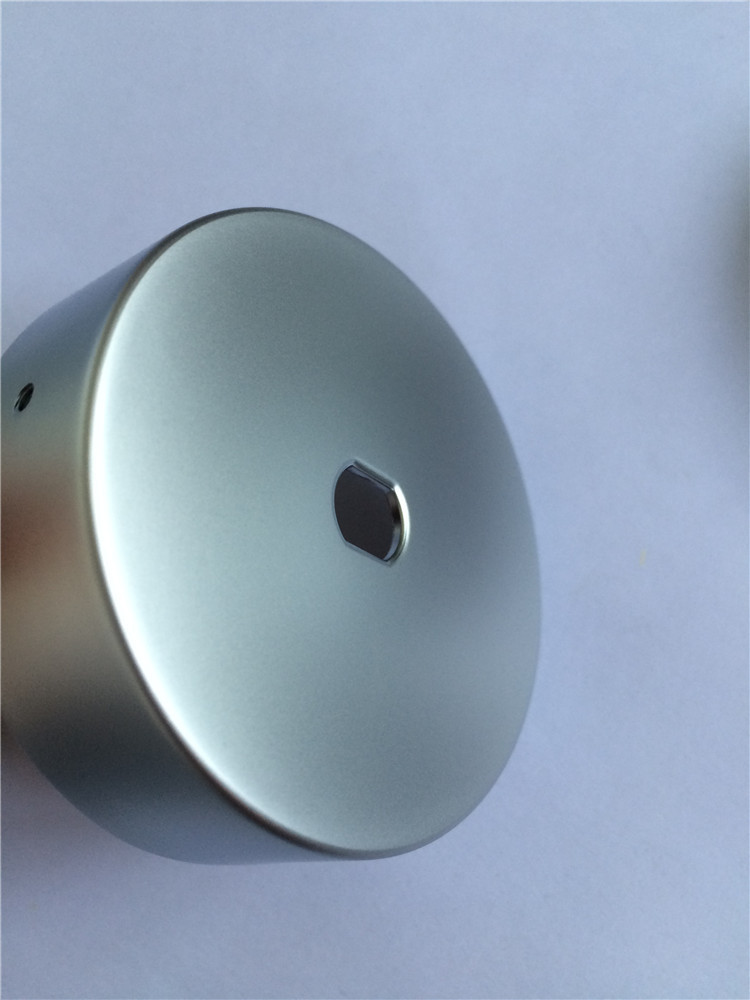 锌合金杯盖电镀珍珠铬,锌合金材料电镀珍珠铬,深圳专业电镀厂镀铬