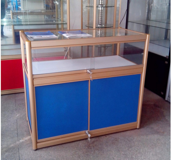 精品展柜钛合金展柜化妆品玻璃展示柜款式定做 商场工艺品柜定做