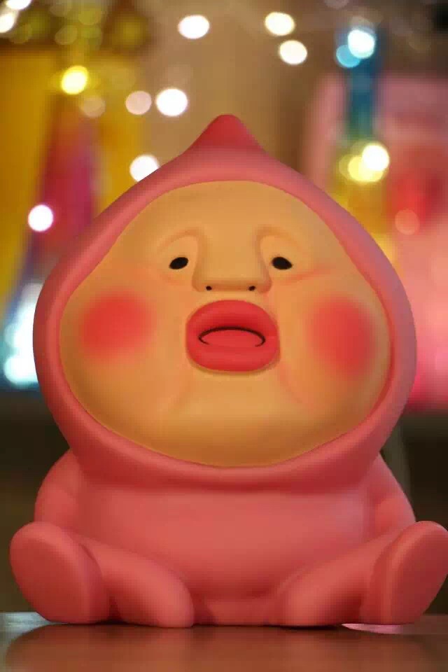 日本动漫卡通农场精灵屁桃君猥琐储蓄罐大号存钱罐小摆件搪胶玩具