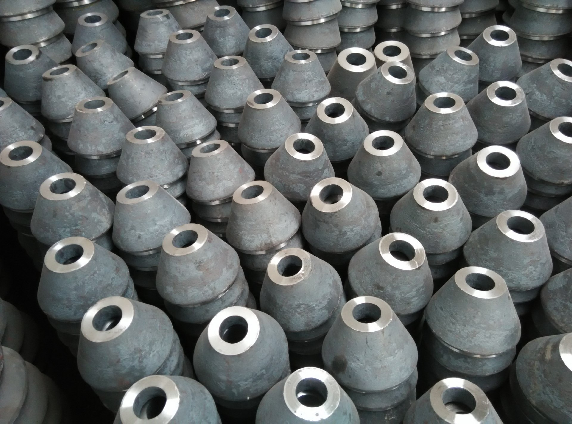 厂家直销网架锥头螺栓球网架配件