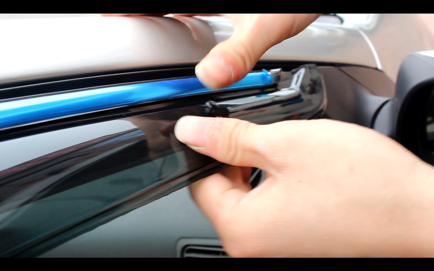 晴雨挡安装9-3jpg