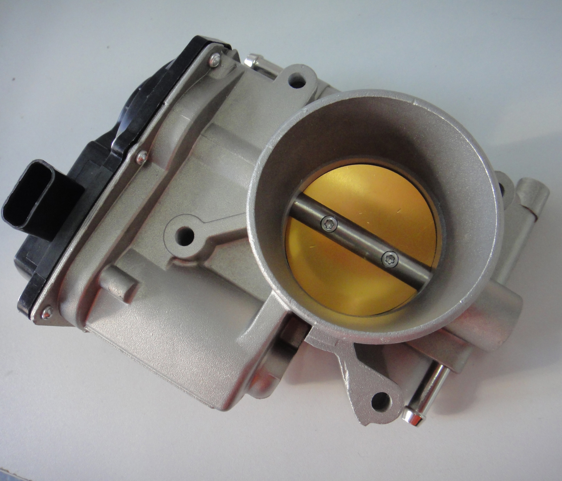 专业生产高品质马自达m3汽车电子节气门总成l3r413640