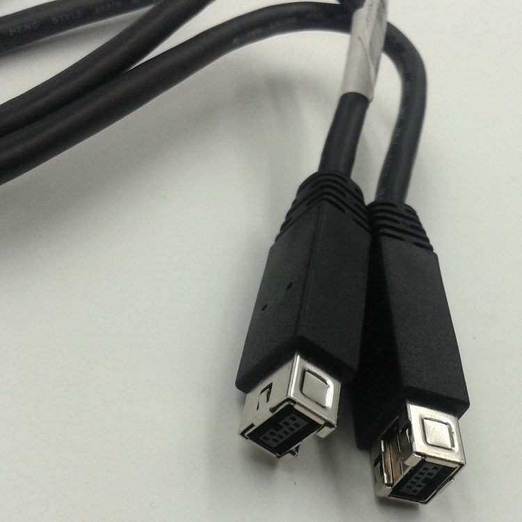 声音及数据的双向传送ofc无氧铜线材◆1394b线也称火线800m接口:1394