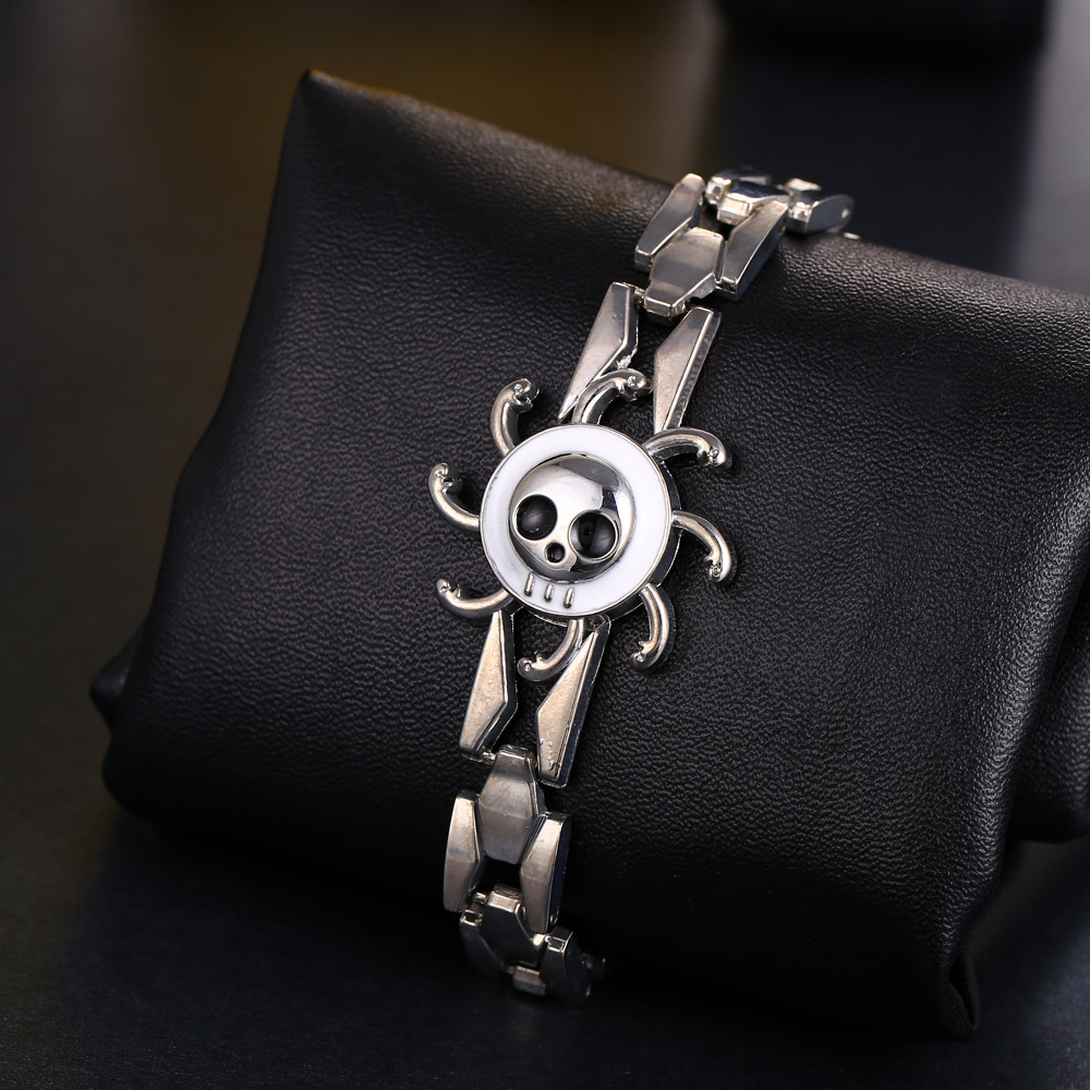 动漫周边 海贼王 九蛇海贼团 骷髅标志 质合金手链一件代发新款