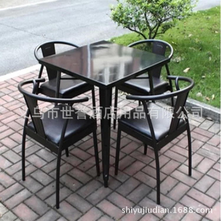 2179859356_1770927800