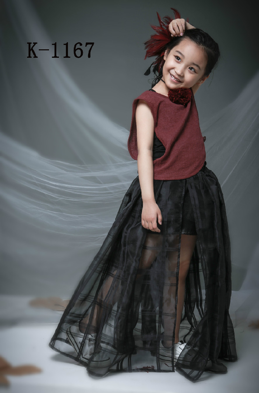 外贸影楼儿童摄影拍照写真小学生照相馆服装六一表演主持演出服饰