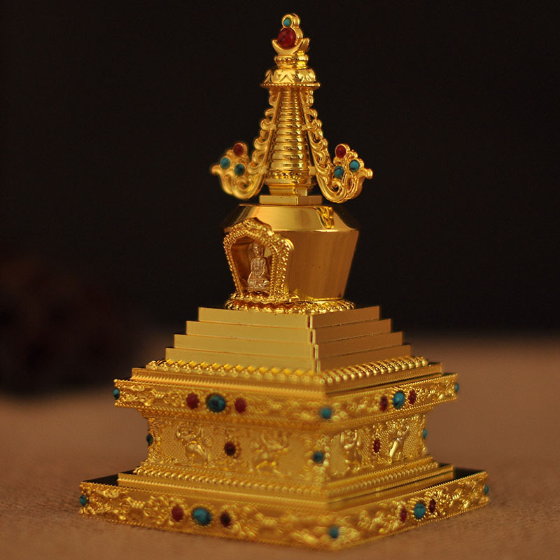 1)如果功德主家中设有佛堂,应将,宝塔安置在佛坛上:   2)如果功德主