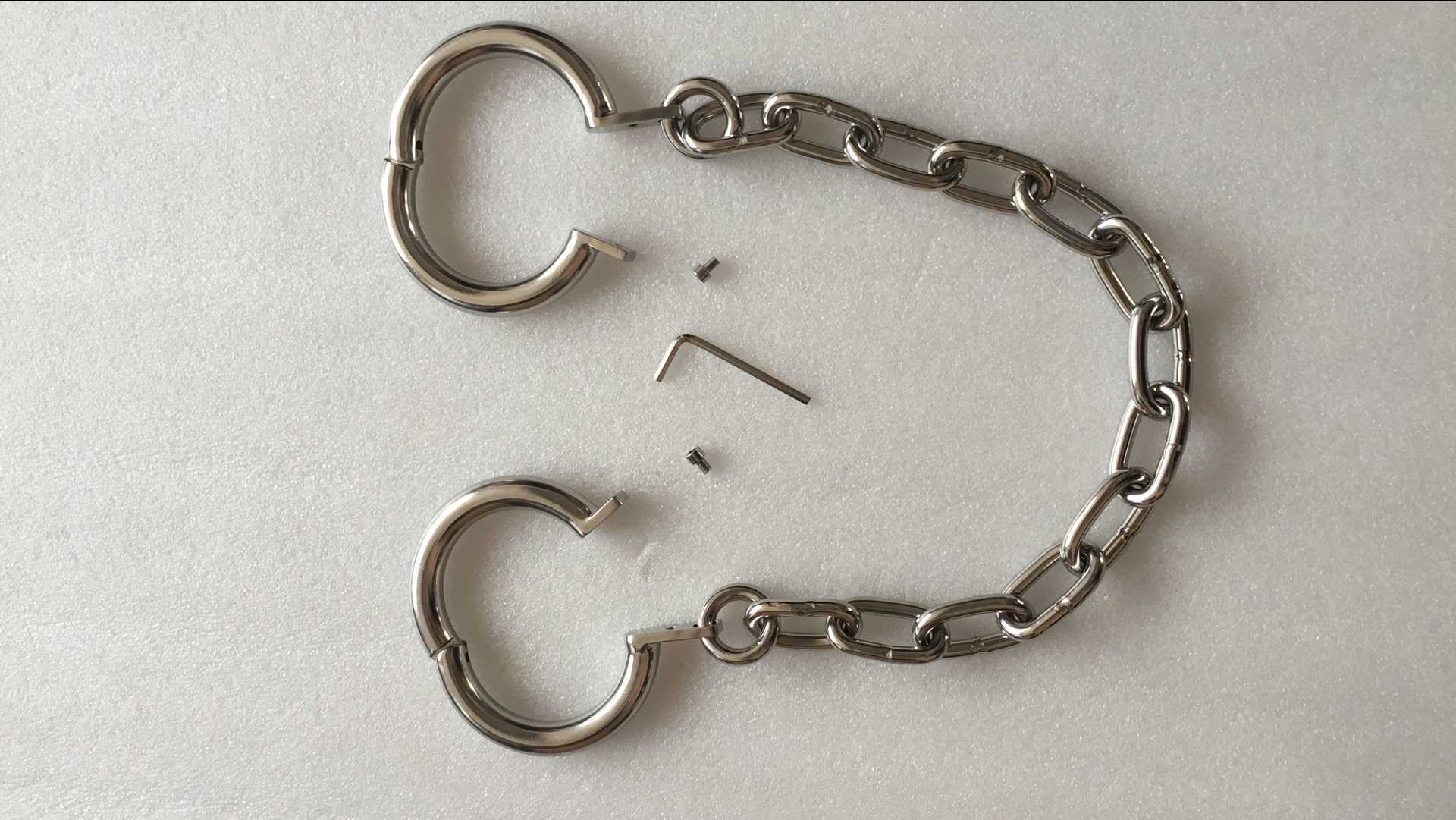 黑帝正品 新款不锈钢正圆圆形脚镯 成人情趣用品批发 招代理