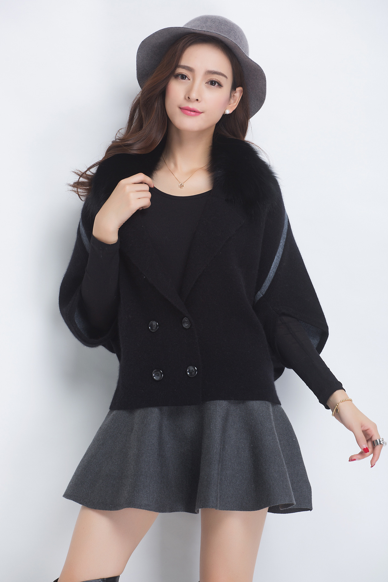 15新款气质女装蝙蝠衫短款貂绒开衫外套狐狸毛毛领加厚宽松毛衣