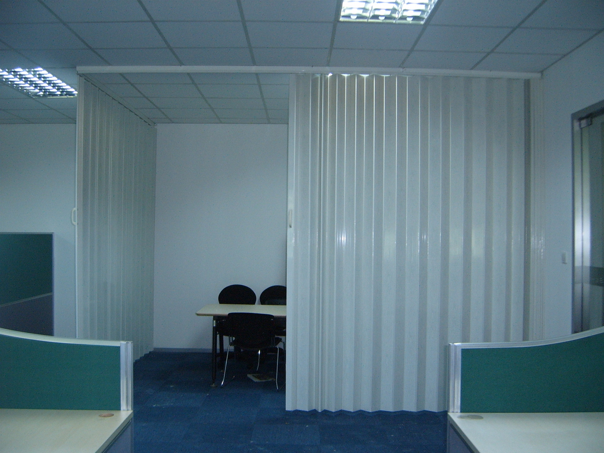 生产pvc折叠门 塑料推拉门 洗车移动隔断门 活动门