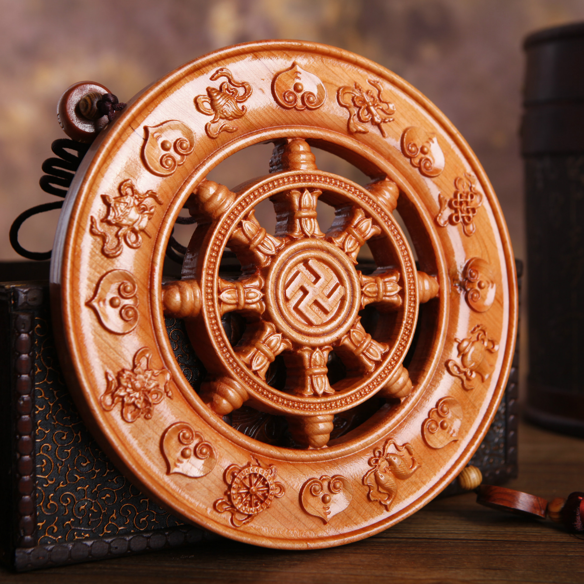 文王风水工艺品 厂家折扣批发 桃木精雕法轮 正法法轮