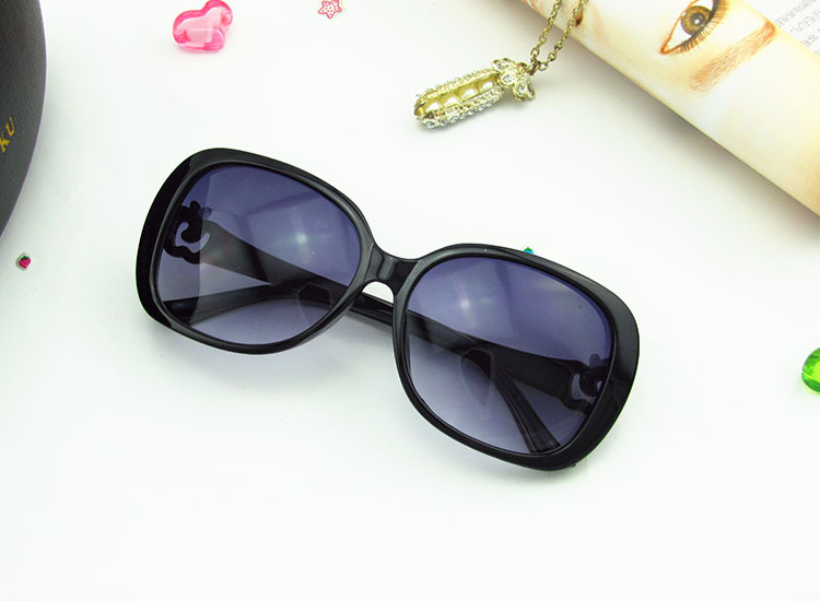 新款太阳镜女士 苹果镂空太阳眼镜潮品牌墨镜女式蛤蟆镜批发