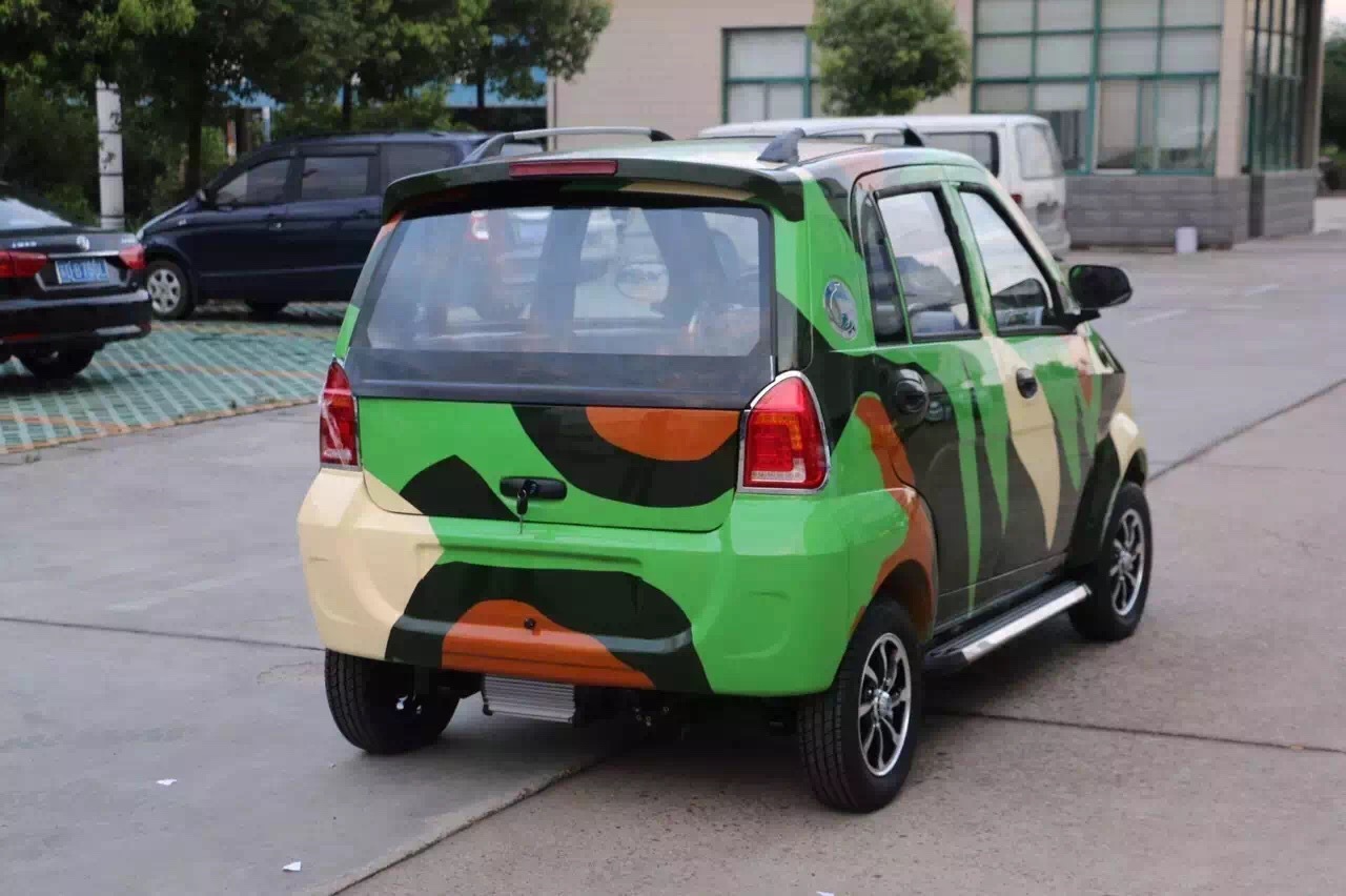 厂家直销乐虎全铁壳新能源电动汽车5门家用电动代步车越野车