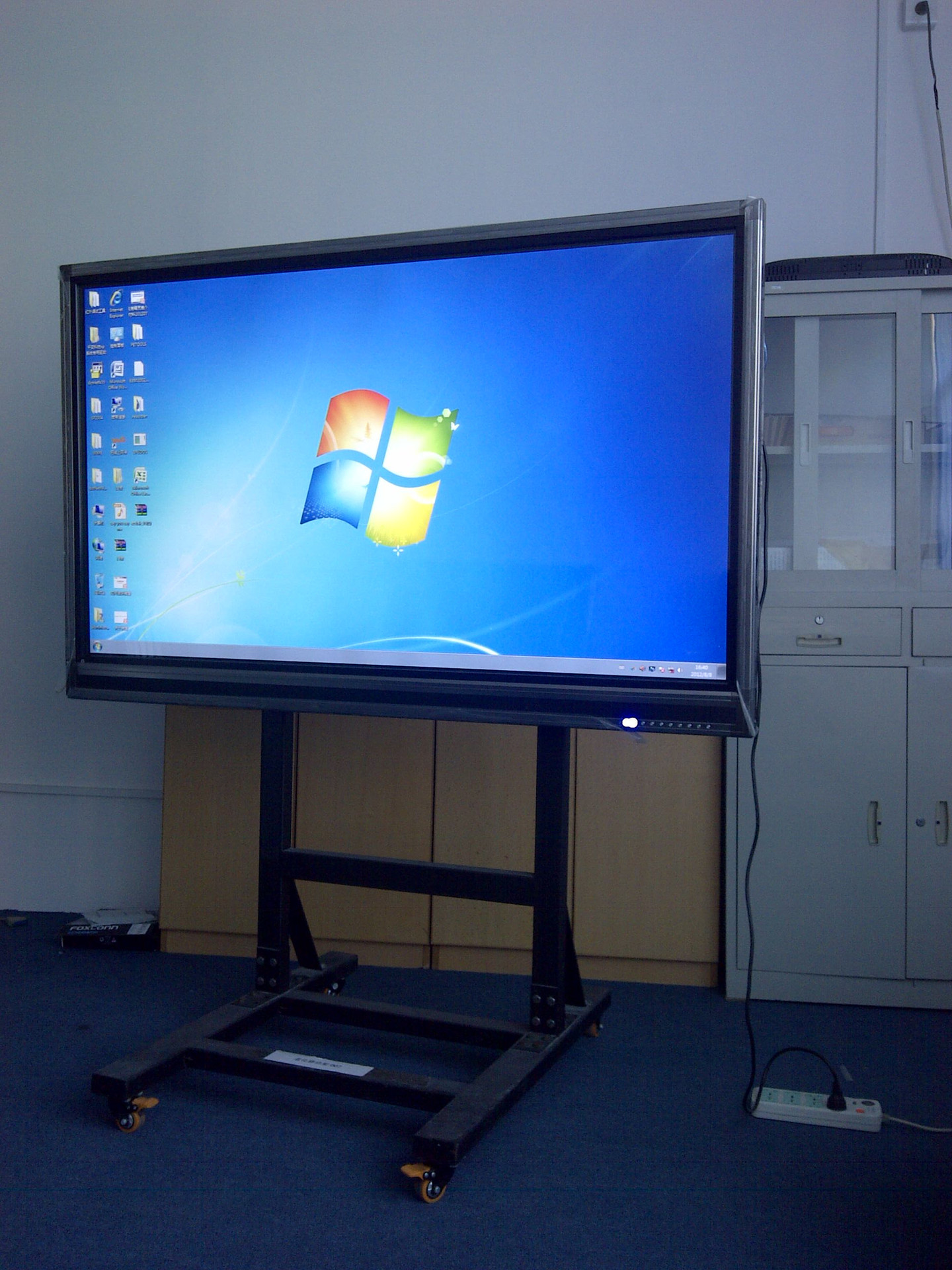 触控查询一体机 自助多媒体导航 触控电脑一体机_办公设备_列表网