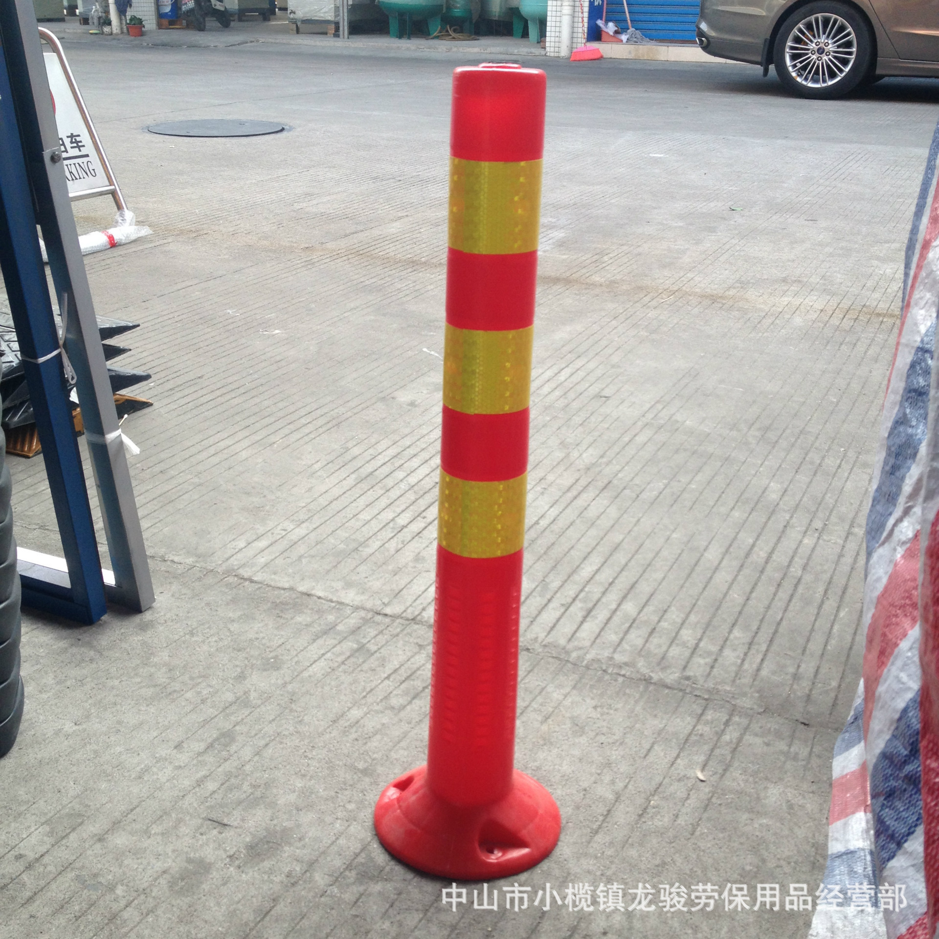 塑料防撞反光柱 PE柱 警示彈力柱 交通設施