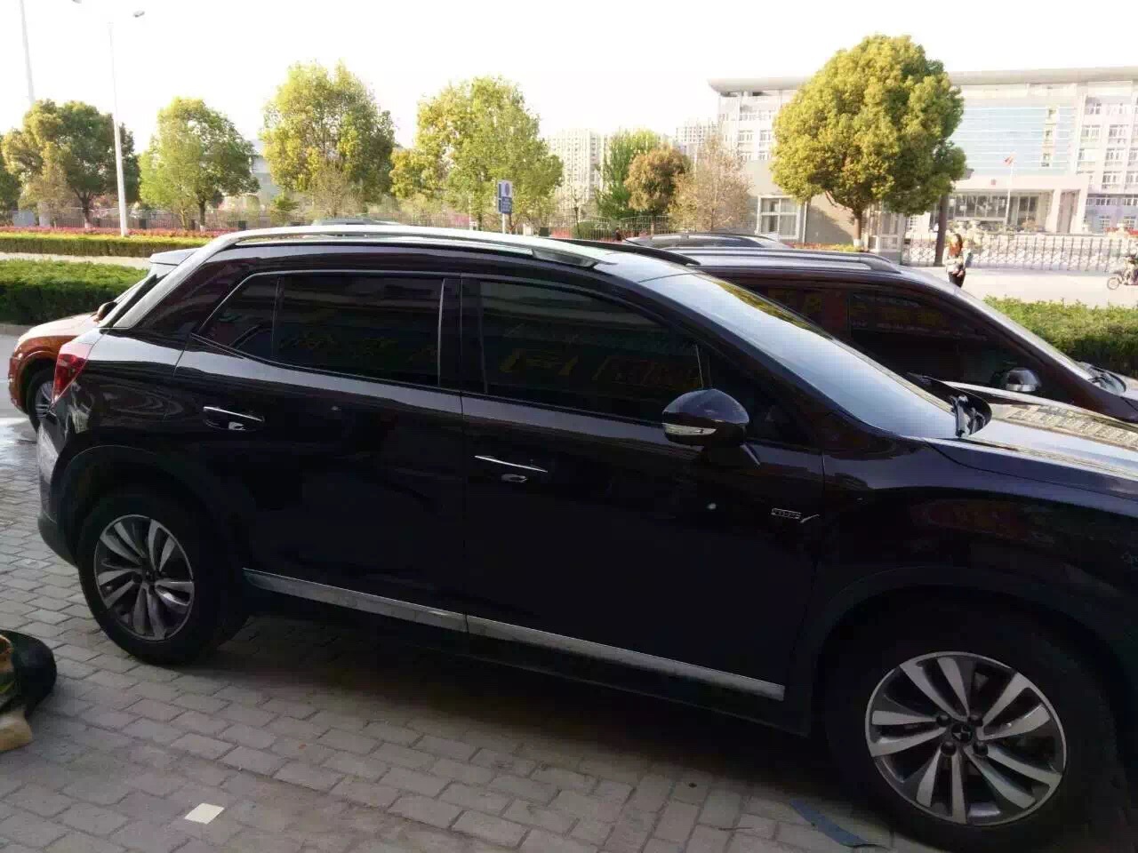 汽车太阳膜批发黑晶前挡膜 高隔热玻璃防爆隔热膜太阳膜