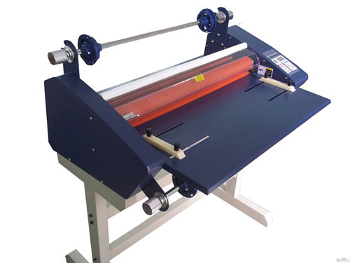 厂家直销莱芜覆膜机胶辊φ89φ159聚氨酯优力胶包胶加工定制批发