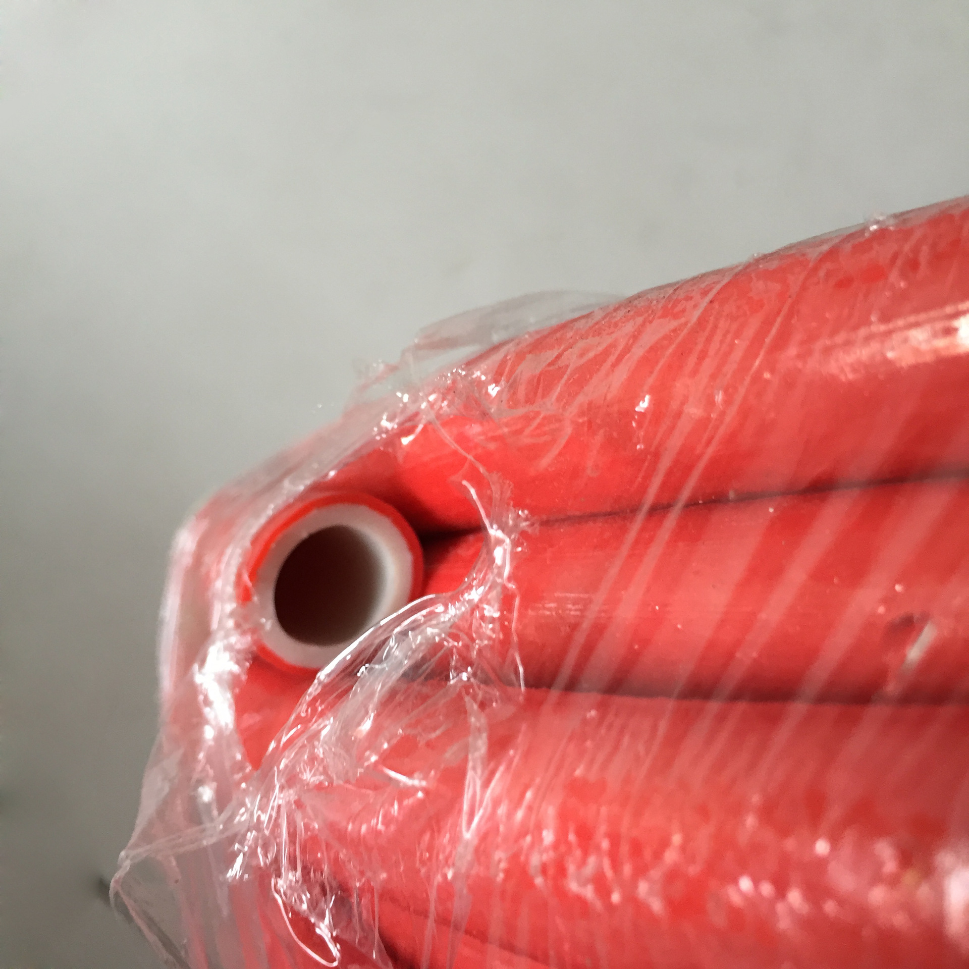 红pvc管无味单层红色条纹pvc软管单管红色太阳能配套管