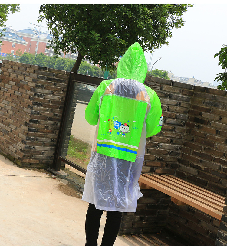 厂家直销儿童环保pvc创意卡通带气嘴雨衣 儿童书包雨披供应批发