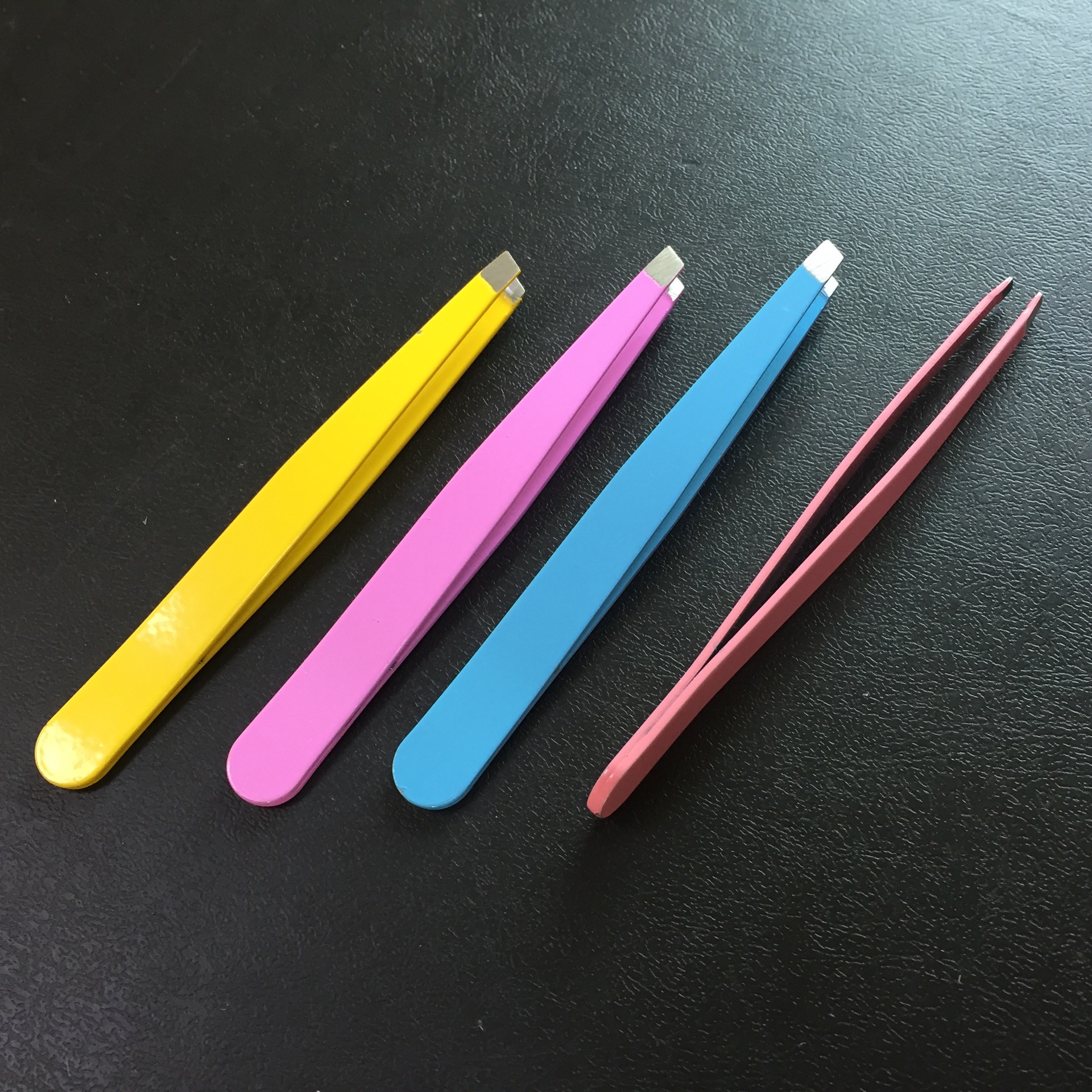 糖果色不锈钢眉夹 喷漆眉夹子 修眉夹 斜口眉夹 96夹 眉镊 眉毛拔