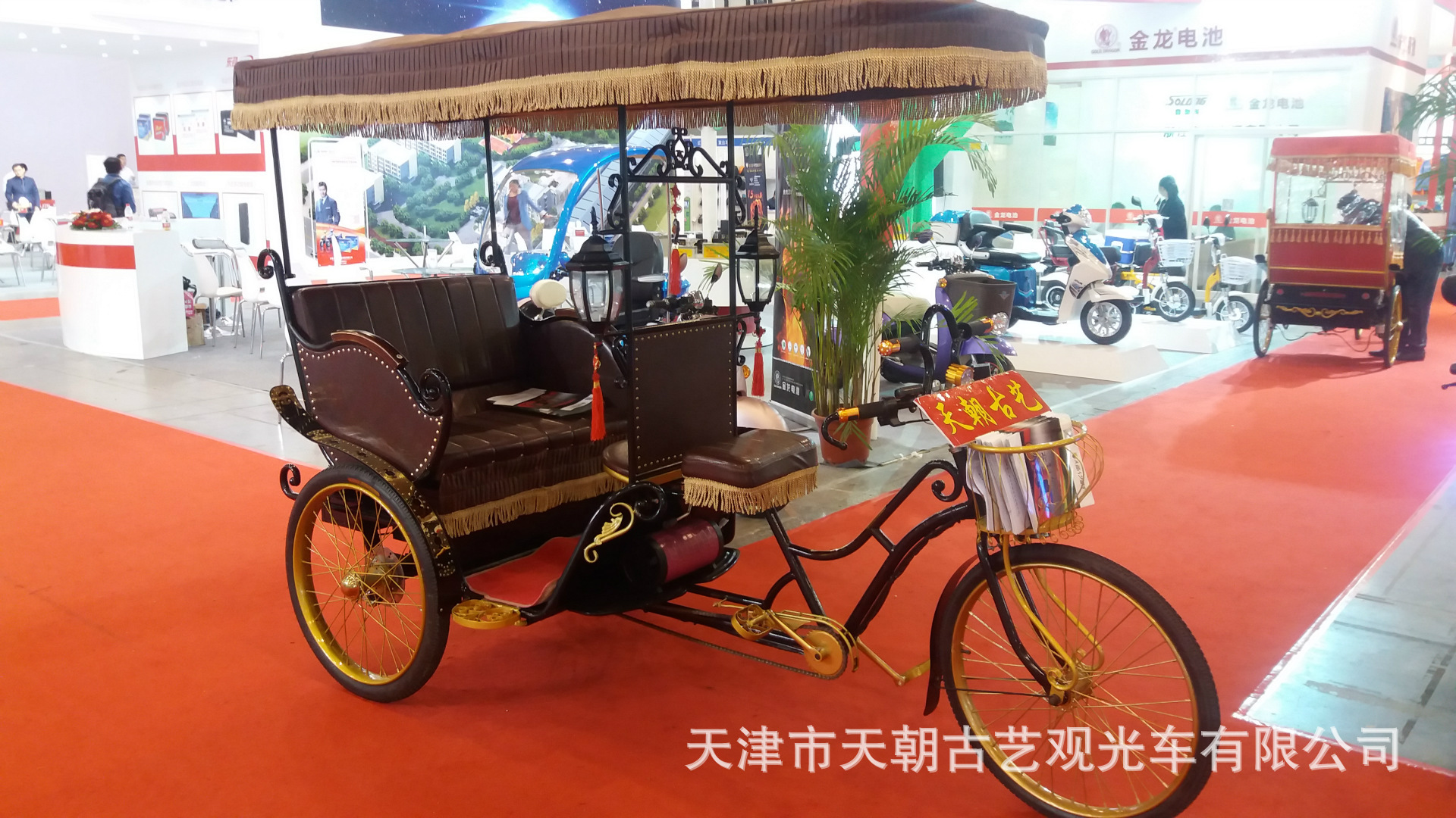 厂家供应新款仿古三轮车人力观光车黄包车旅游观光车现货批发