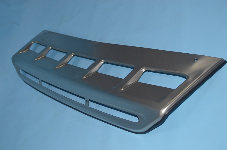 厂家直销批发奥迪改装q5不锈钢前后护板 前后挡板防护汽车用品