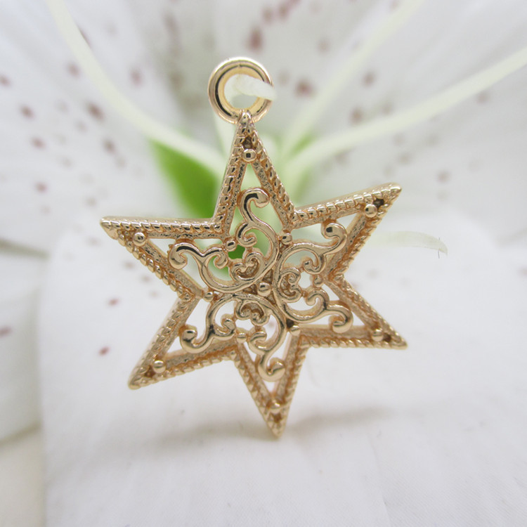 diy饰品材料批发 金色镂空五角星星吊坠手工手链金属挂件项链挂坠