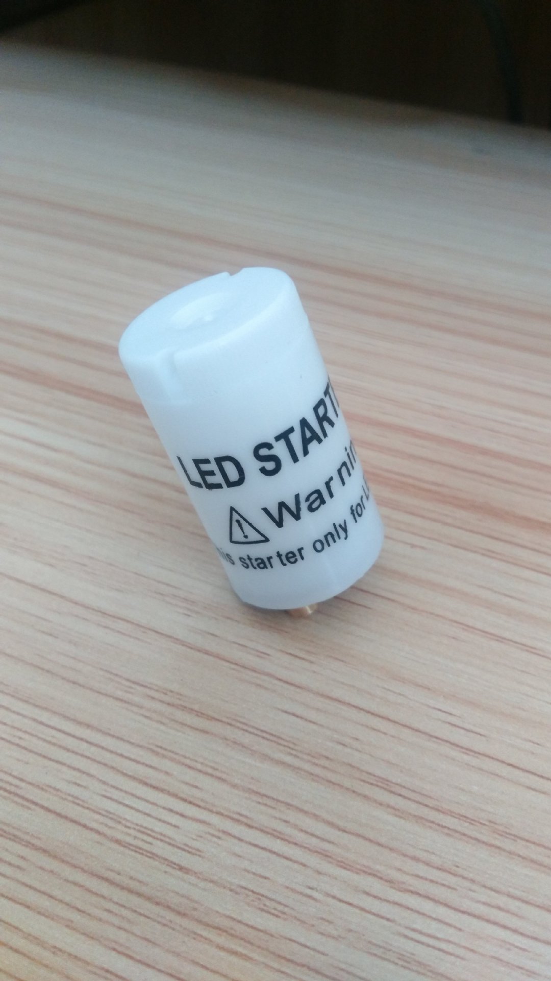 优质led保险启辉器 ce认证标准启辉器 电子启辉器批发