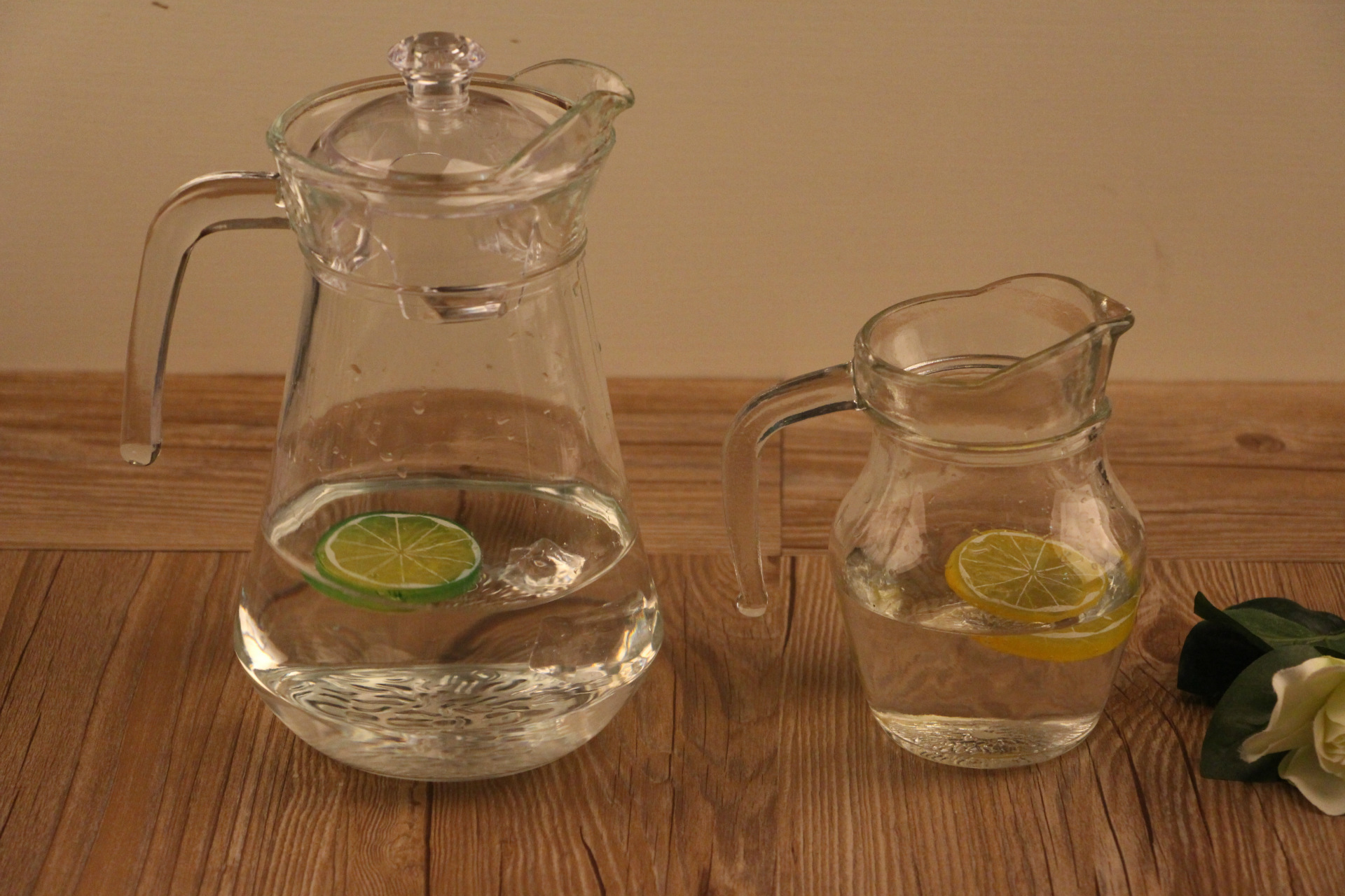 玻璃大扎壶 冷水壶 啤酒扎壶 玻璃扎壶 啤酒壶 1.3l 0.5l