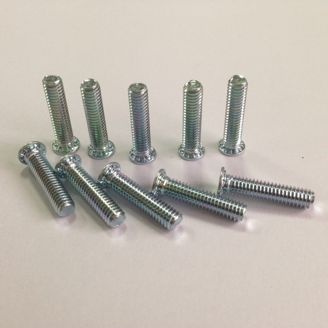 环保镀锌压铆螺钉fh-m3-6/8/10/12/14/15/16/18/20/22/25/30