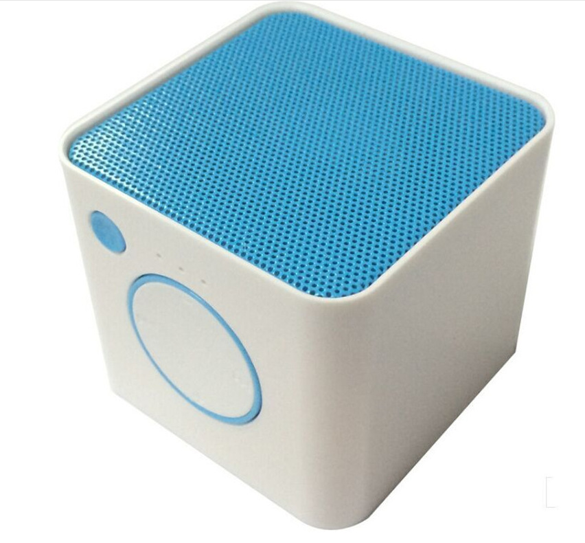 厂家直销 音乐小方块手机蓝牙音箱无线 通话低音炮魔方智能音箱